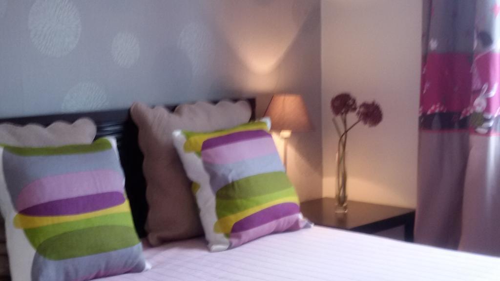 Appartement Proche Hippodrome Caen Ruang foto