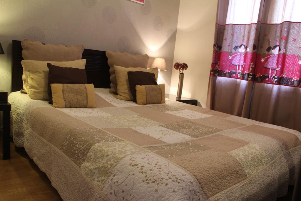 Appartement Proche Hippodrome Caen Ruang foto